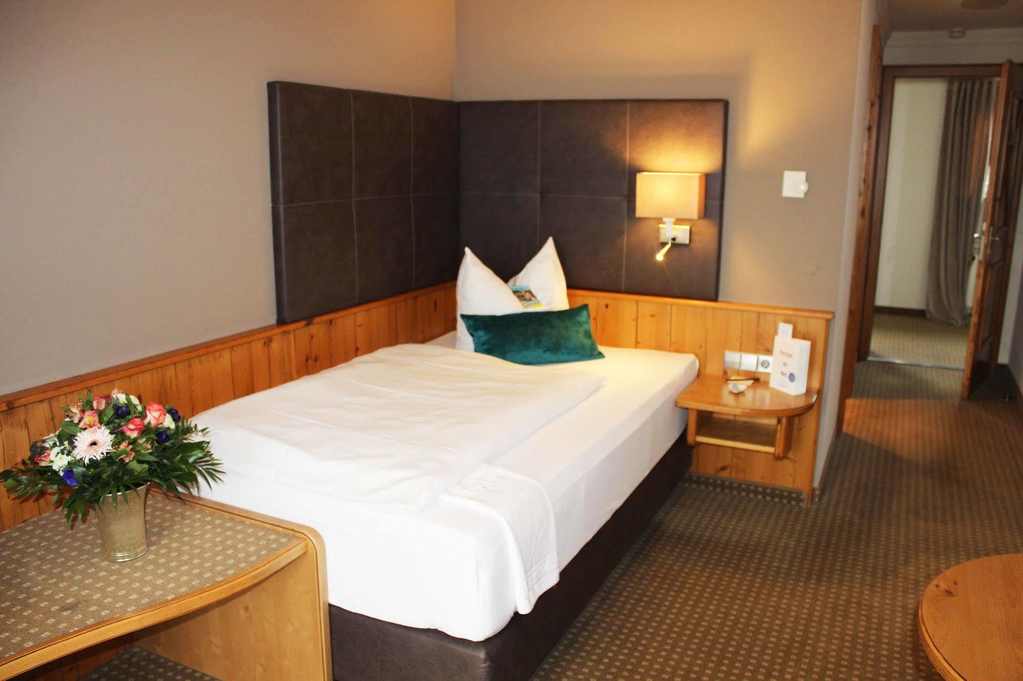 Hotel Landhaus Feckl Ehningen Luaran gambar